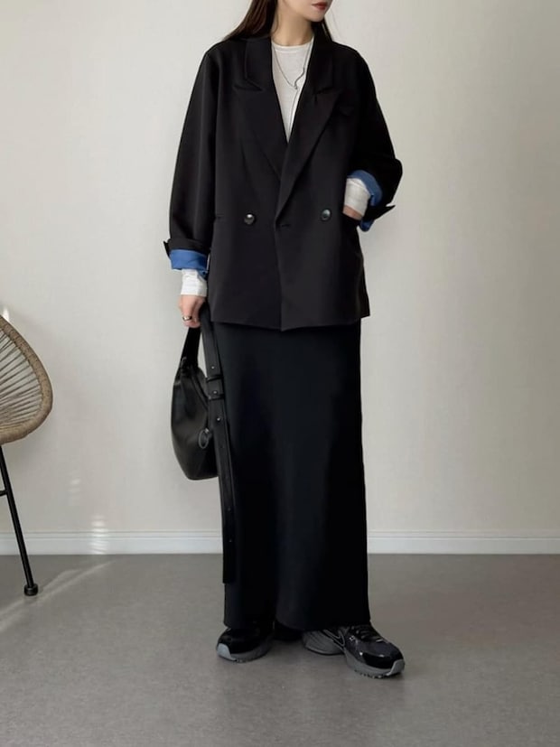 黒ロングスカート コーデ 黒ロングスカートコーデ3