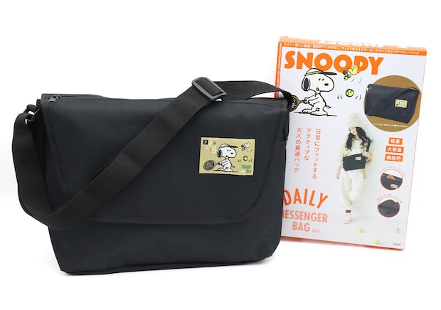 SNOOPY DAILY MESSENGER BAG BOOK