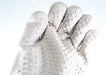 見た目は…だけど優秀すぎ！「ちょい惜しいけど安心！」全体を覆える100均の便利ミトン