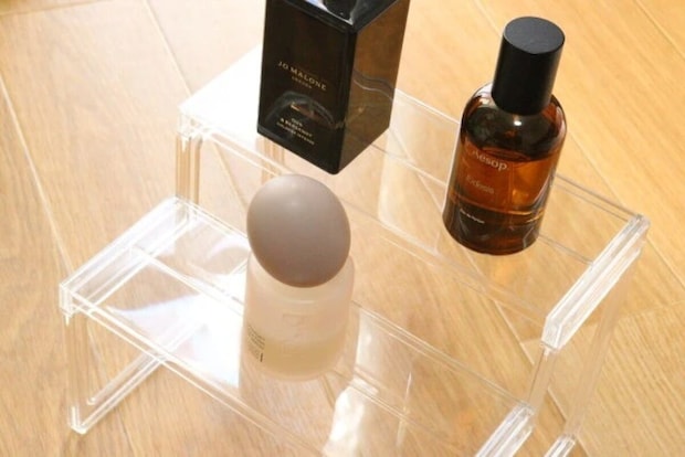 ダイソー　ディスプレイステージ（ワイド、2段）　完成例