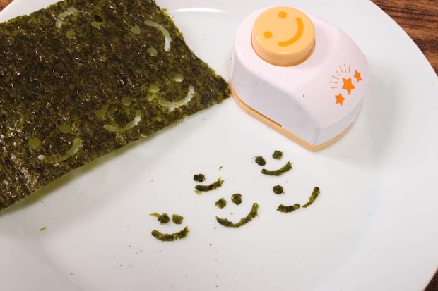 ダイソー のり用パンチ フレンド ダイソーののり用パンチ フレンドで型抜き