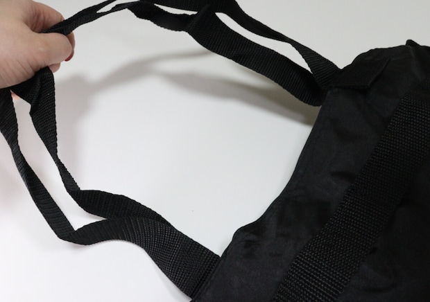 映えないけど…大当たりでした！欲しい機能が全部入り！100均地味スゴ黒バッグ