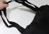 映えないけど…大当たりでした！欲しい機能が全部入り！100均地味スゴ黒バッグ