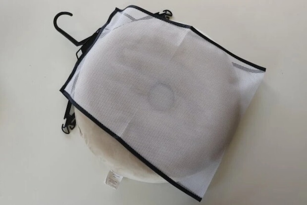 ダイソー　まくら干しネット　使用例