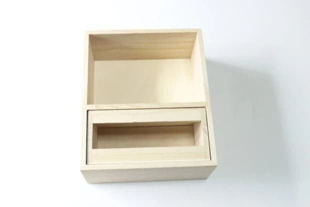 ダイソー　インテリア収納ボックス（引き出し付）