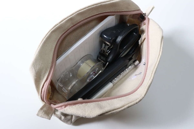 刺繍ボックスポーチ（サメ、メンダコ）　文具収納