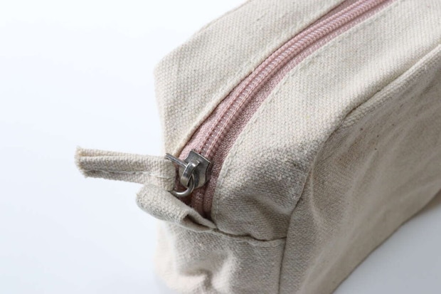 刺繍ボックスポーチ（サメ、メンダコ）　ファスナー