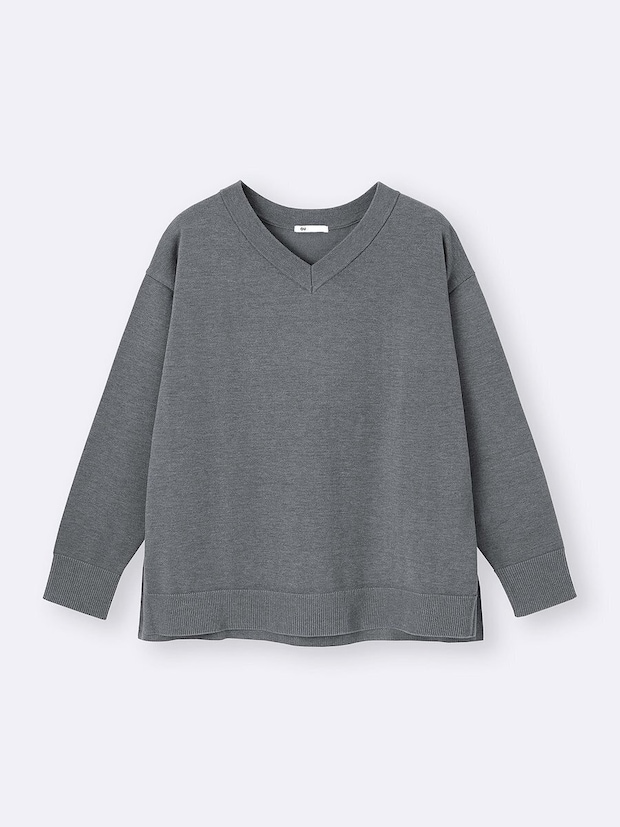 GUのオーバーサイズVネックニットプルオーバー