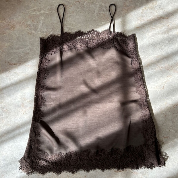 Trish　ケミカルレースサテンキャミソール　BROWN
