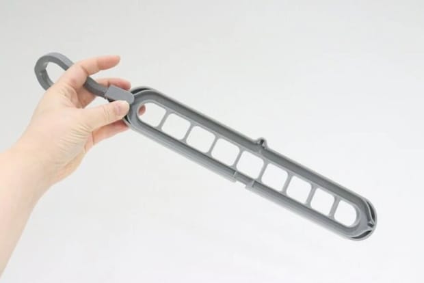 ダイソー　9ホールハンガー　使用例　縦