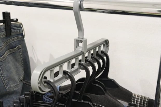 ダイソー　9ホールハンガー　使用例