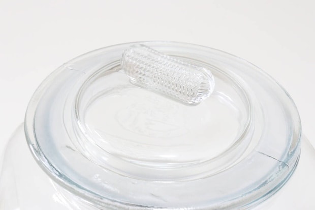 ピーナッツガラスジャー　モチーフ