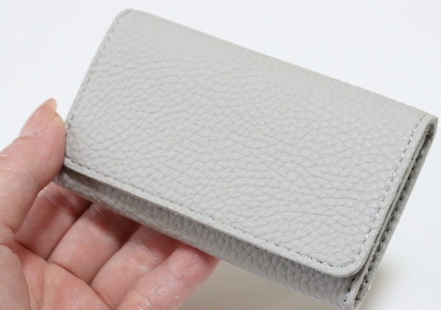 100均のって見破れる人いる？「コスパ重視でも見た目にこだわりたい！」我儘を叶える革風小物