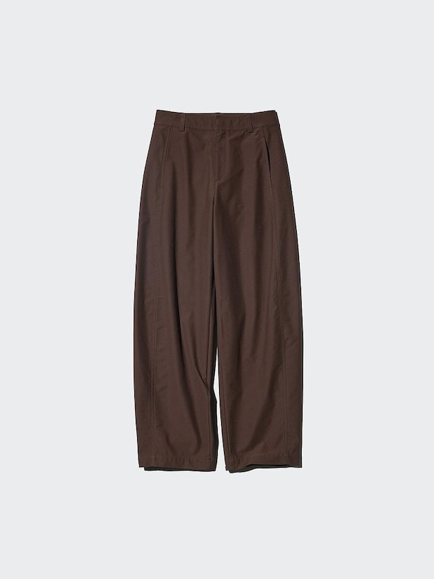 ユニクロのジャージーバレルレッグパンツ