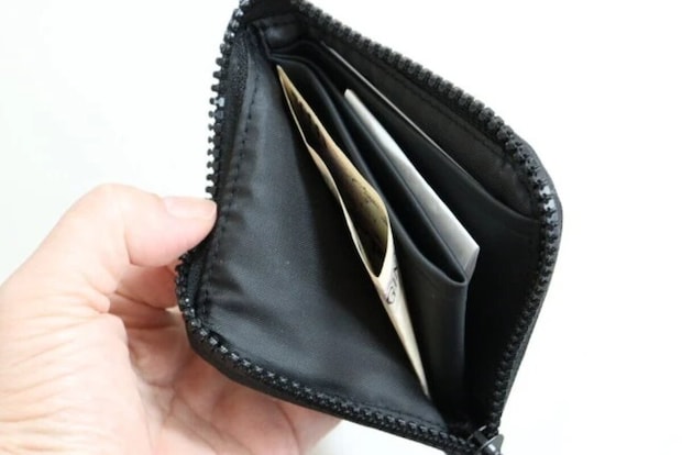 ダイソー　L型財布　使用例