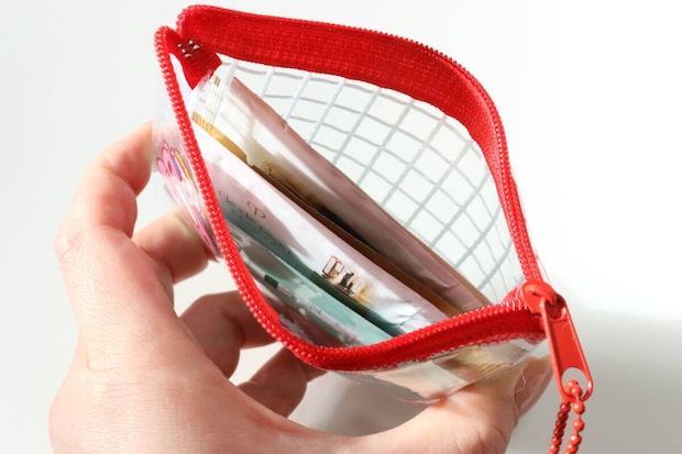 セリアのいたずらぐまのグル～ミ～ ミニメッシュポーチの容量