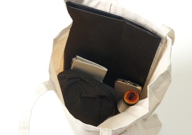 可愛いだけじゃないのね!「モバイルモニターが入った!」大容量サイズの100均優秀バッグ