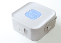 100均で収納の正解見つけた！「ホコリが溜まる」「剥げる…」弱点を克服したアイデアグッズ