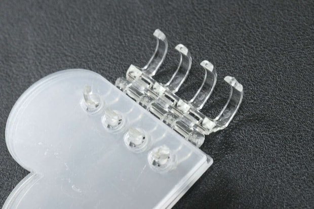 セリア バインダーアルバムキーホルダー ハート セリアのバインダーアルバムキーホルダー ハートを広げる