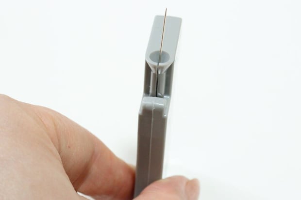 ワンタッチ糸通し 針を設置 ワンタッチ糸通し 針を設置