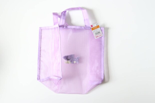 ダイソーのメッシュトート（A）のパッケージ