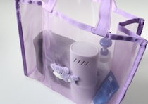 100均にまた可愛いの出てるよ～！大人気の刺繍デザイン♡売り切れ必至のトートバッグ