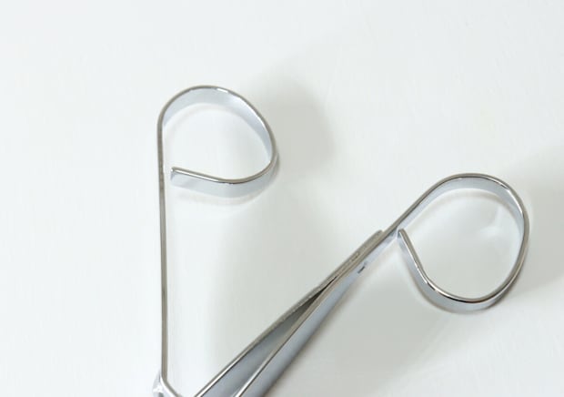 この形って…「珍しいけどちゃんと使えるの？」まるで文具みたいな100均グッズをお試し！