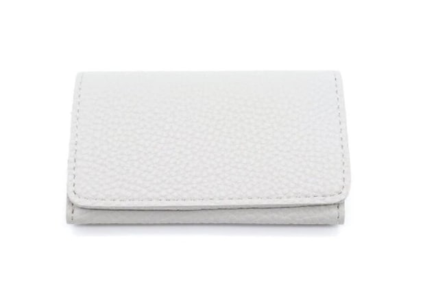 ダイソー　レザー調マチ付き名刺ケース（ベーシック）