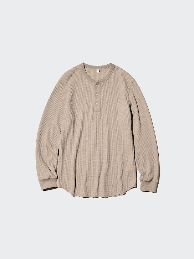 ユニクロのワッフルヘンリーネックTシャツ