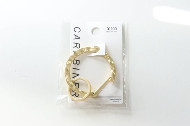 Carabiner　パッケージ