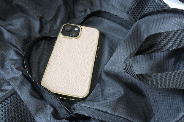 ダイソー コンパクト折りたたみリュック ダイソーのコンパクト折りたたみリュックのポケット