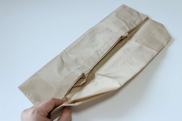 折りたたみショッピングバッグ（ダイカットネコ）　折り畳み