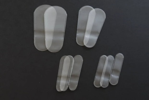 ダイソー　メイクブラシカバー