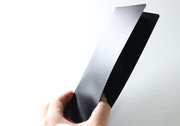 凄い商品出てるよ!「頑丈で中身が透けない!」ありそうでなかった100均優秀ホルダー