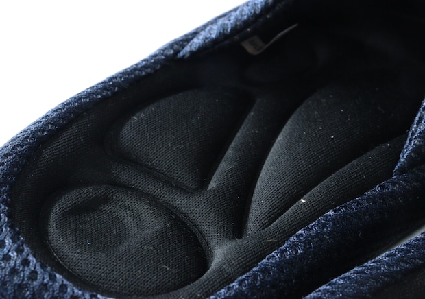 100均で買うならコレがおすすめ!やわらかいのにしっかり支える!快適すぎる優秀スリッパ