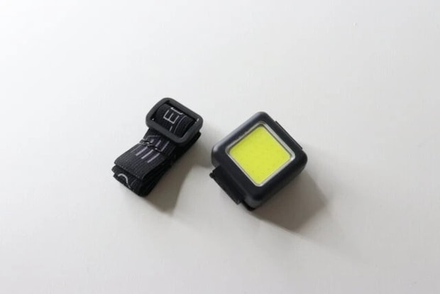 ダイソー　COBヘッドライト