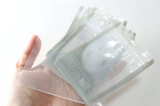 ダイソーの使い切りできる詰め替えパウチは8枚入り