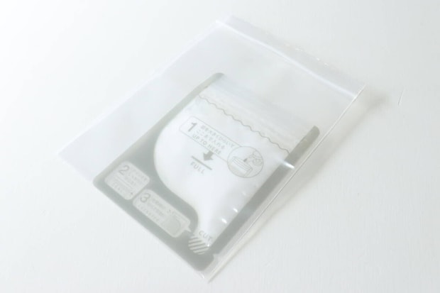 ダイソーの使い切りできる詰め替えパウチの持ち運び用の袋