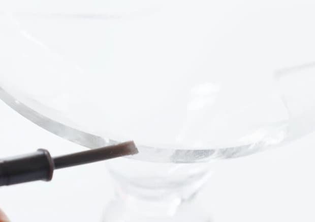 ダイソー　瞬間接着剤用スティック　使用例　ヘラ