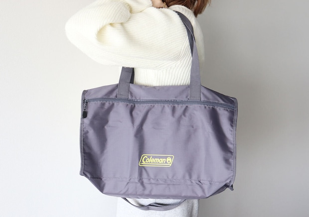 宝島社雑誌付録のオトナミューズ4月号増刊のColeman（コールマン）大きな前ポケットが付いた軽量ボストンバッグ2