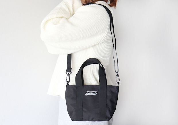 宝島社雑誌付録のオトナミューズ4月号のColeman（コールマン）着脱可能なショルダーストラップ付きミニトート2