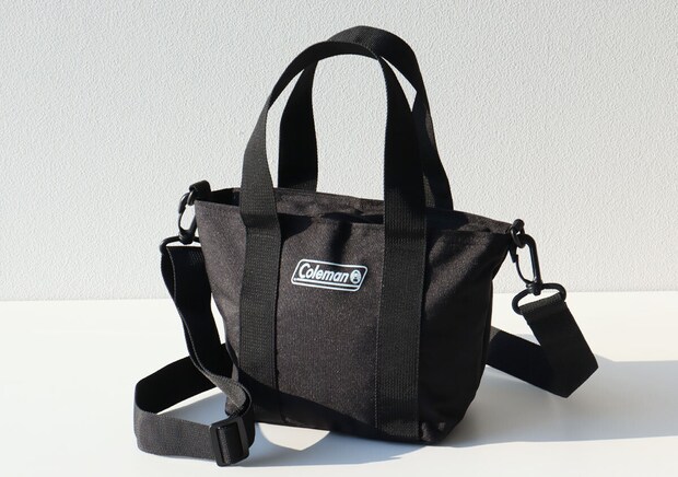 宝島社雑誌付録のオトナミューズ4月号のColeman（コールマン）着脱可能なショルダーストラップ付きミニトート1