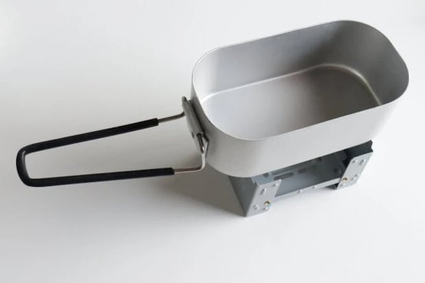 ダイソー　ポケットストーブ