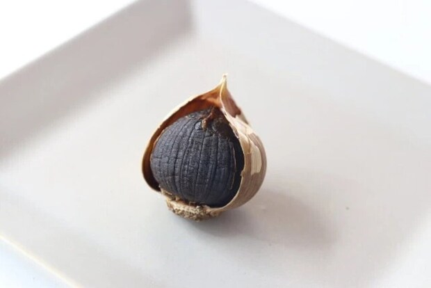 ダイソー　熟成黒丸にんにく