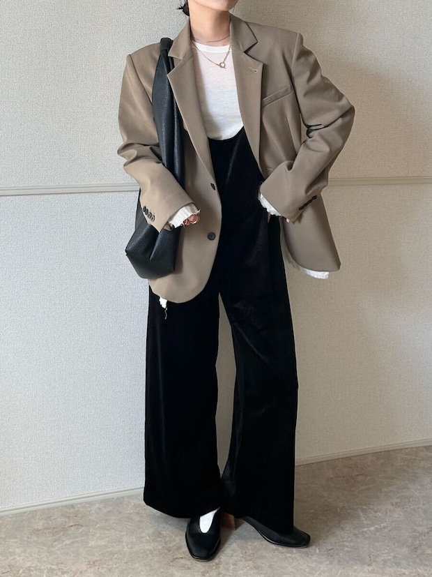 cocaベロアオールインワン cocaベロアオールインワンとジャケットコーデ