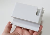 100均で専用ホルダー売ってるよ！凹凸のある扉でも使える！痒い所に手が届く便利グッズ