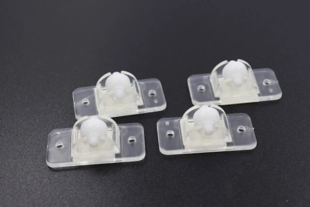 ダイソー ラクラクピタッ!とキャスター(粘着テープ式) ダイソー ラクラクピタッ!とキャスター(粘着テープ式)