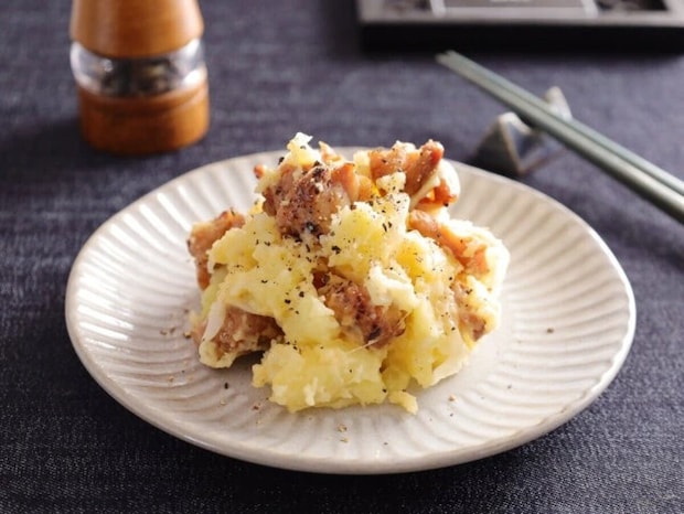 焼鳥とブラックペッパーのポテトサラダ 焼鳥とブラックペッパーのポテトサラダ