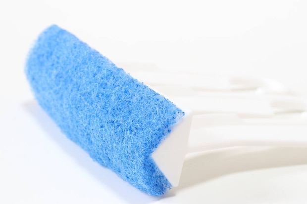 ダイソー 角の極み 3連L字スティック 防カビ剤入り ダイソーの角の極み 3連L字スティックは不織布に防カビ剤が含まれている