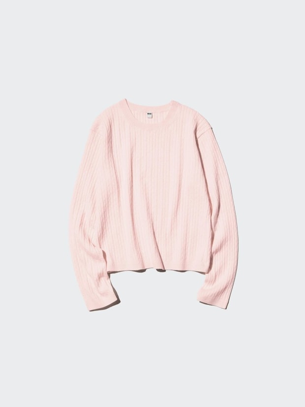 2026春ユニクロ値下げミニケーブルクルーネックセーター